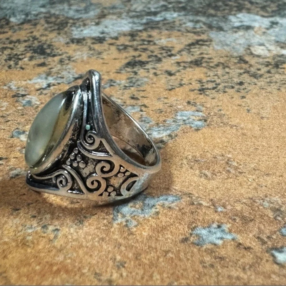 OPAL Ring Womens Size 6 Opal Hexagon Gemstone Silver Plated Swirls Costume NEW